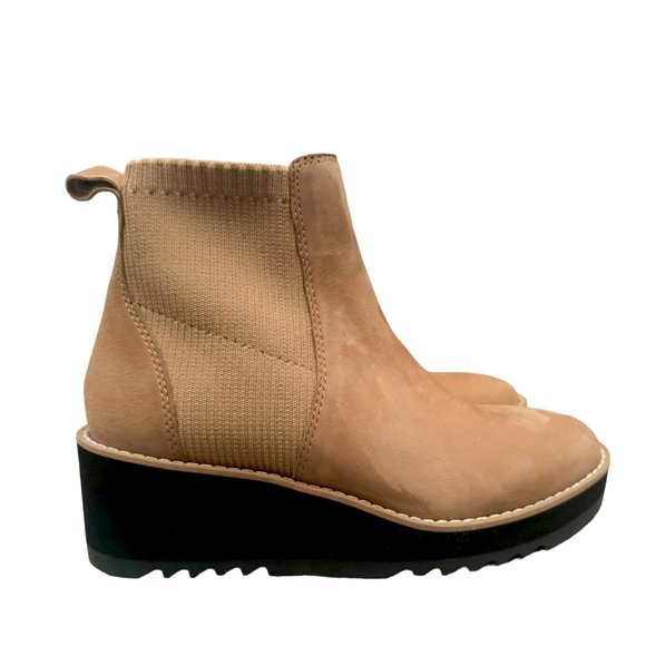 Eileen Fisher Lilou Wedge Chelsea Brown Boot Women Size 5 NWOB - Picture 1 of 9